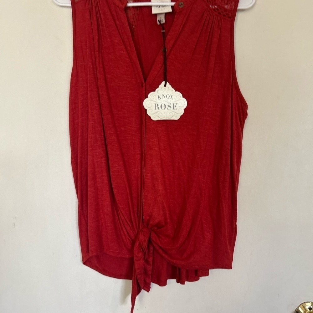 NWT Knox Rose Small Tie Front Tank